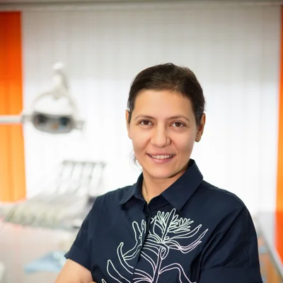 Dr. Miu (Enache) Maria - Fondator & Specialist Parodontologie Galați